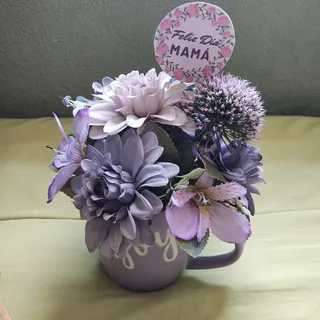Taza con Bouquet de Flores Lavanda