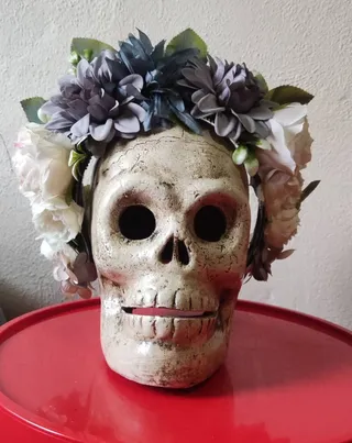 Corona Catrina Gris y Blanco