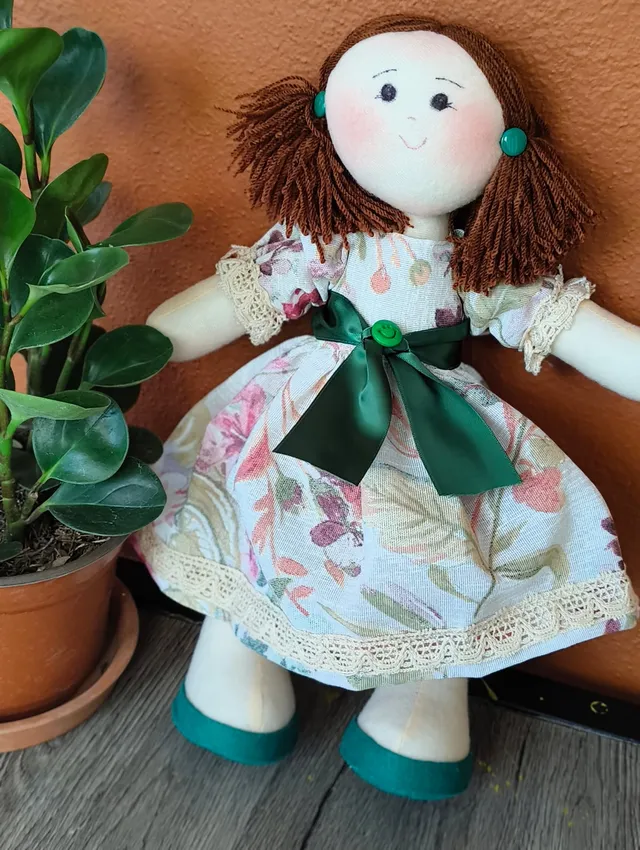 Vestido Crema con Moño Verde — foto 1