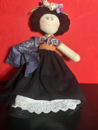 Frida, Corona Floral