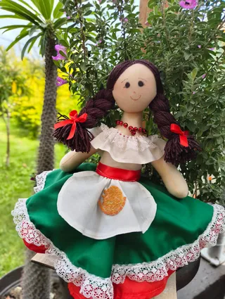Vestido Verde con Delantal